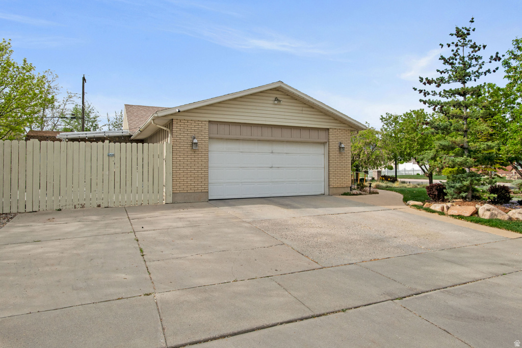 8691 S 1185 E Sandy, UT 84094