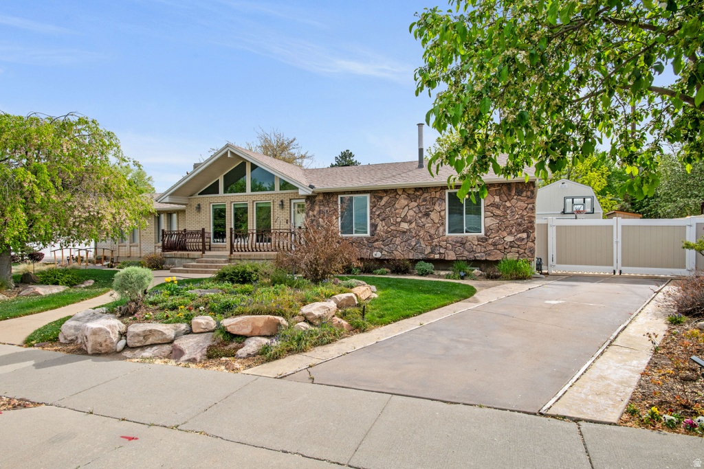 8691 S 1185 E Sandy, UT 84094