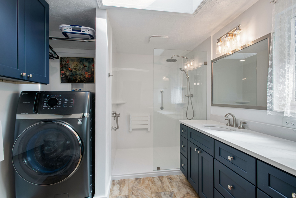 8691 S 1185 E Sandy, UT 84094