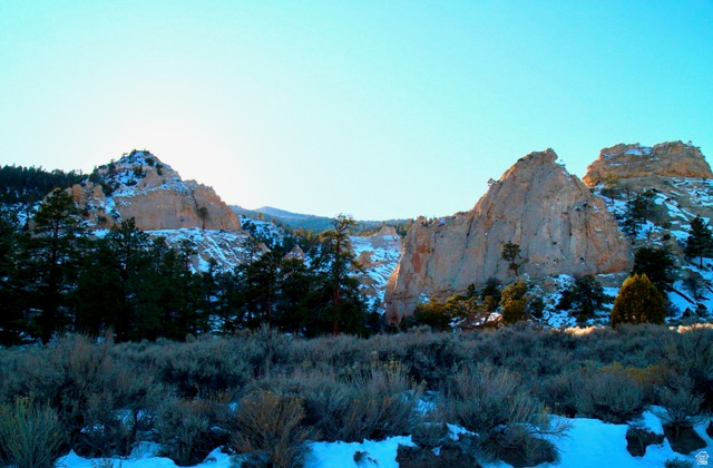 1841 E UPPER HAPPY VALLEY LOOP Teasdale, UT 84773