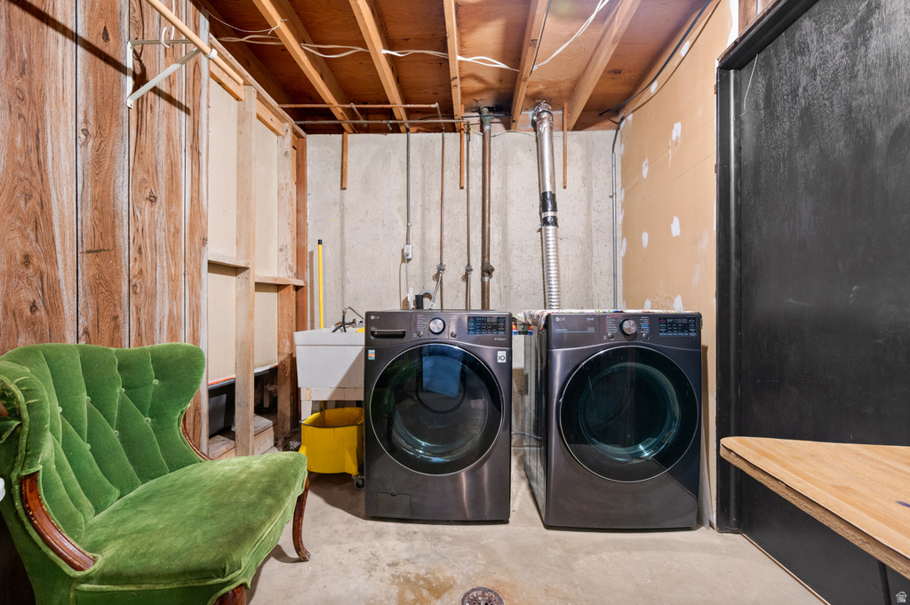 922 E 225 N Layton, UT 84041