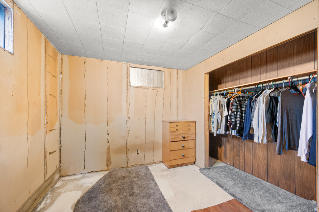 922 E 225 N Layton, UT 84041