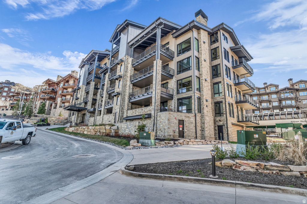 7697 VILLAGE WAY #104 Park City, UT 84060