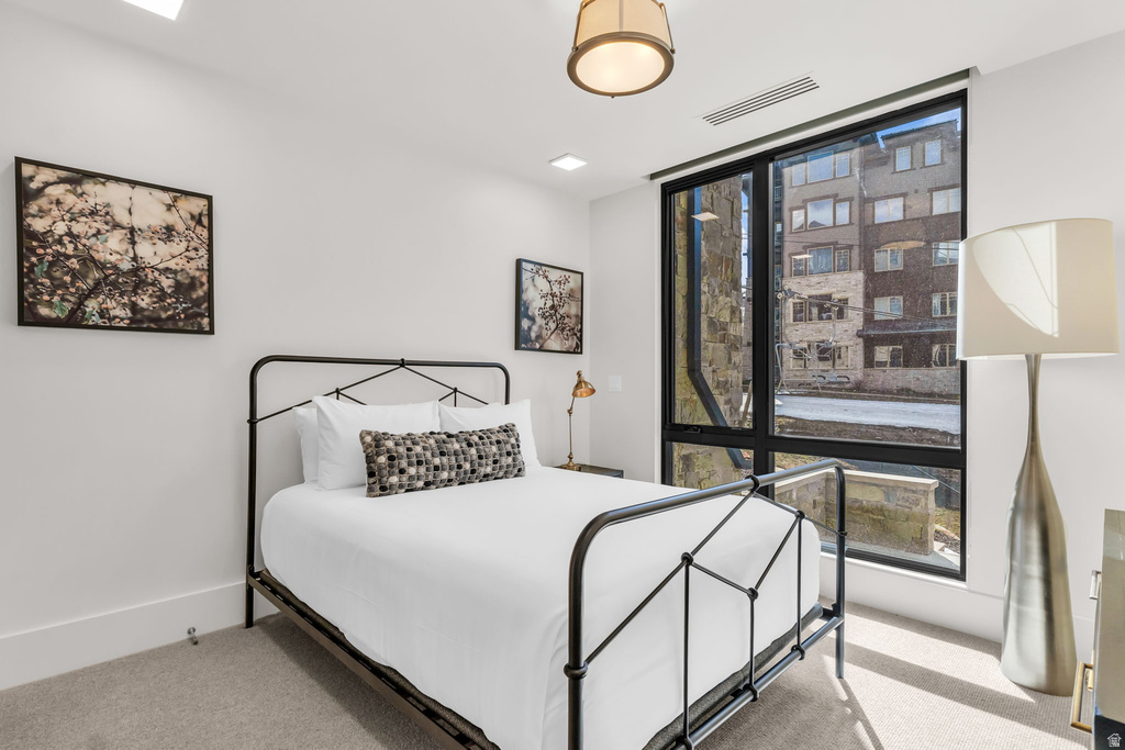 7697 VILLAGE WAY #104 Park City, UT 84060