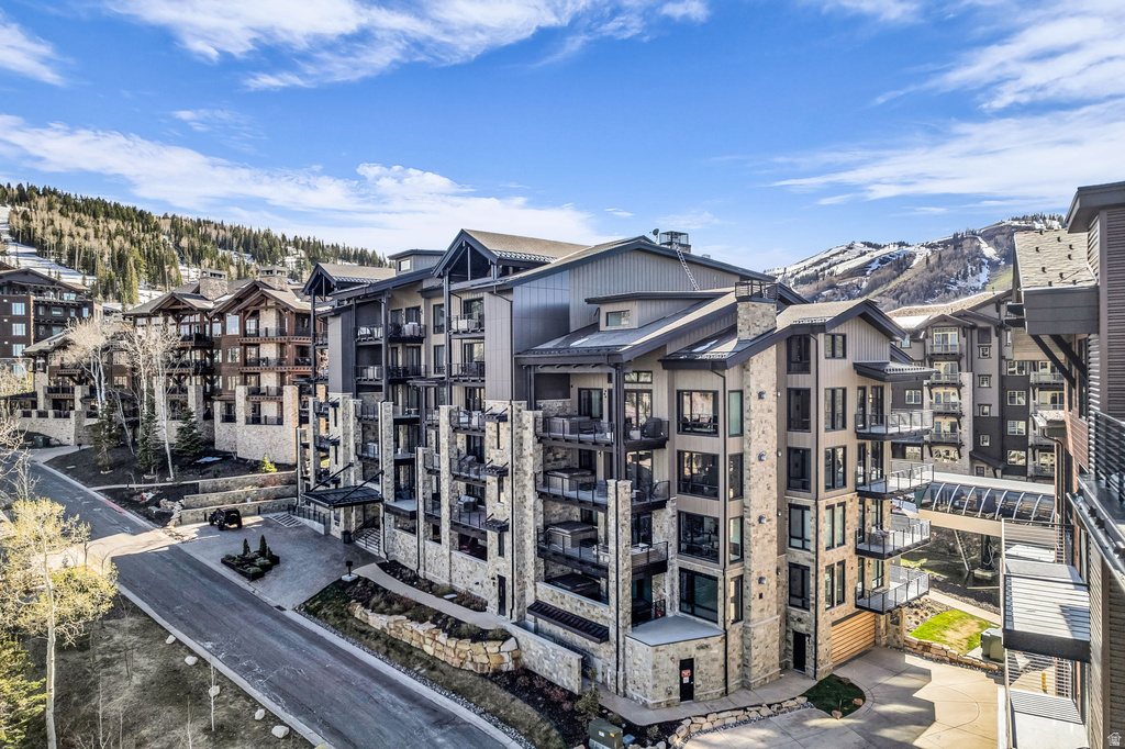 7697 VILLAGE WAY #104 Park City, UT 84060