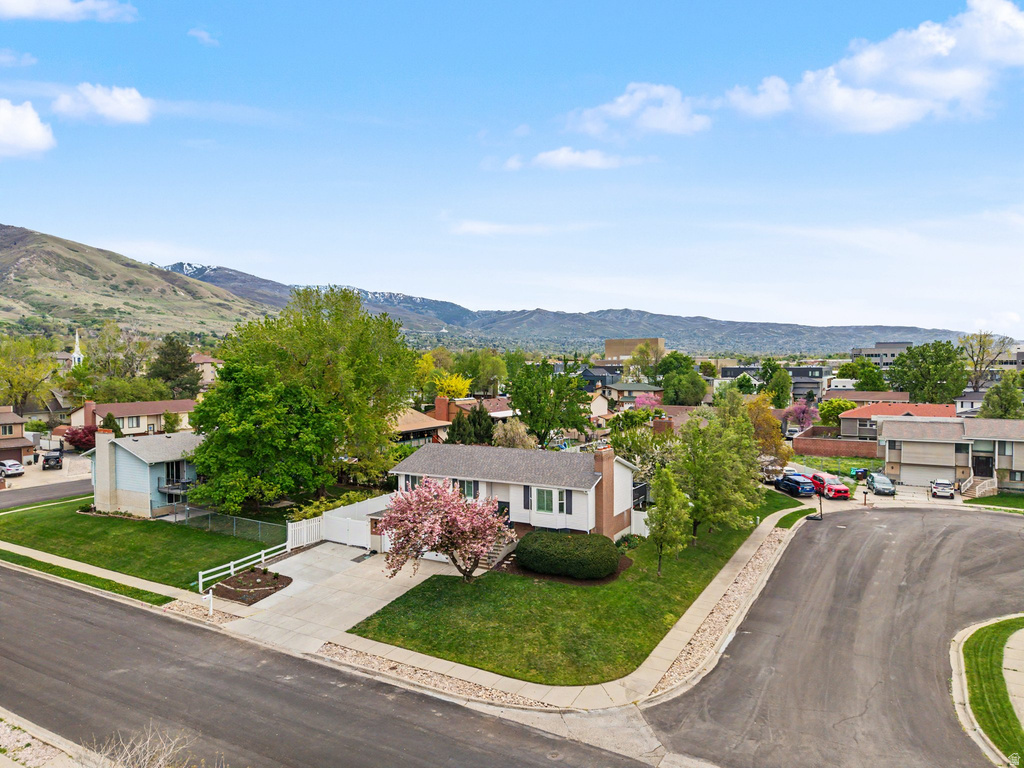 523 MOUNTAIN RD Centerville, UT 84014