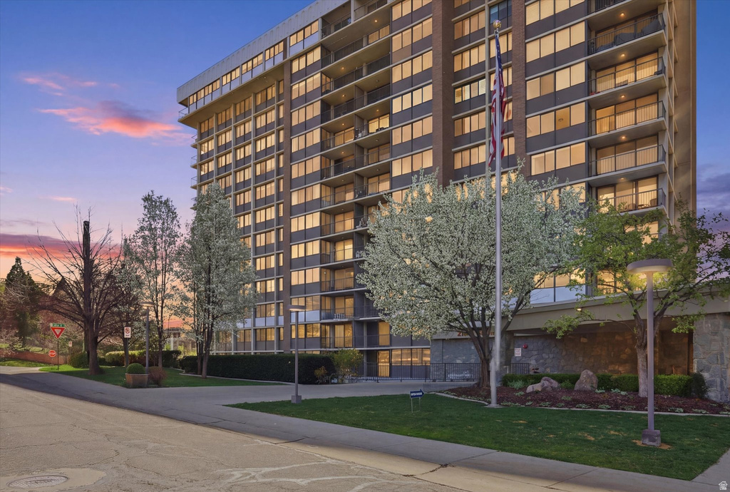 241 N VINE ST #1102 E Salt Lake City, UT 84103