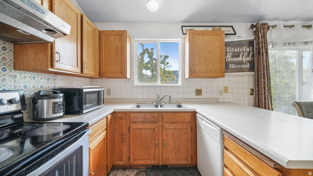 2971 S TOLMAN CREST WAY West Valley City, UT 84119