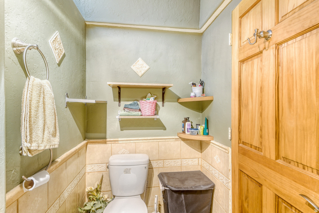 2887 S 9050 W Magna, UT 84044