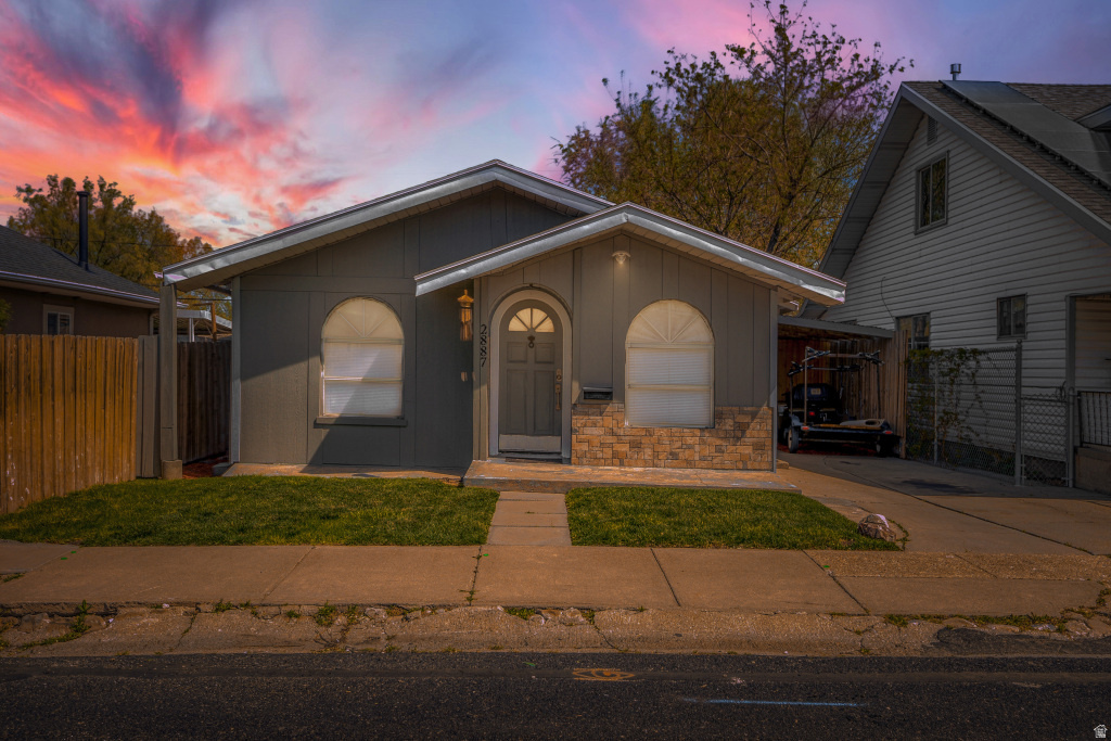 2887 S 9050 W Magna, UT 84044