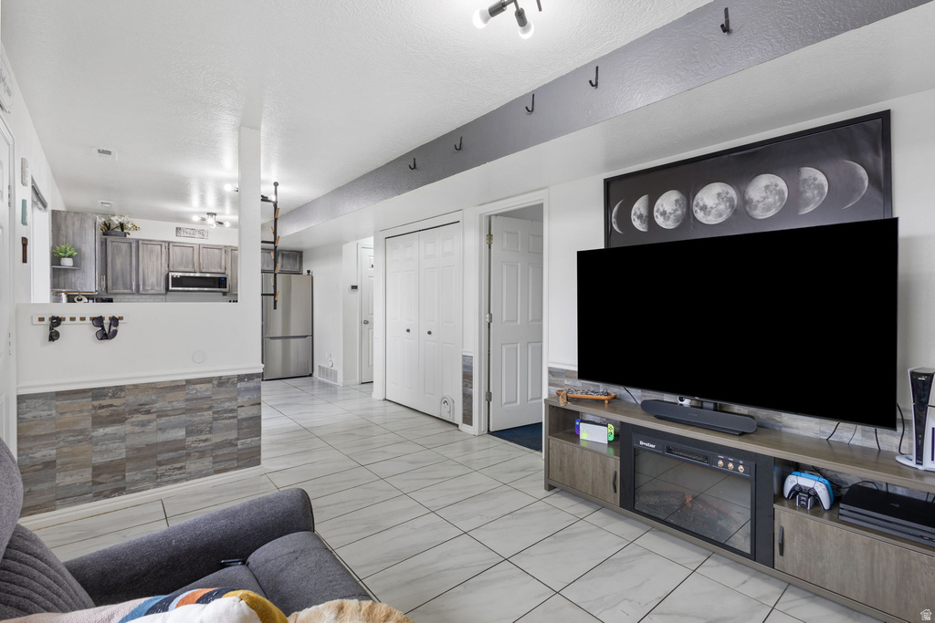 164 N 400 W #10 Provo, UT 84601