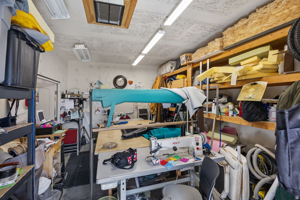 2306 N 920 W Provo, UT 84604