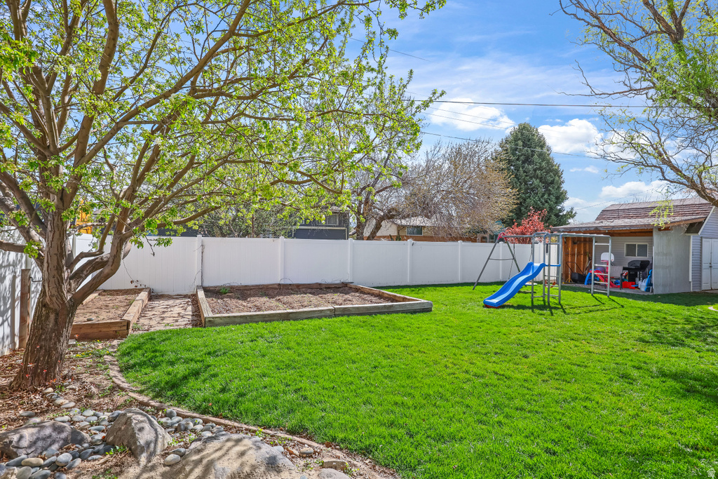 1543 S MARILYN DR Syracuse, UT 84075