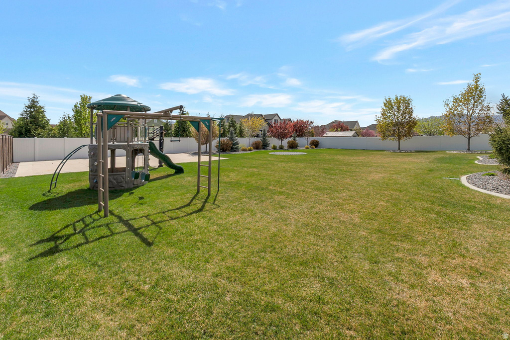 2461 W 700 N Lehi, UT 84043