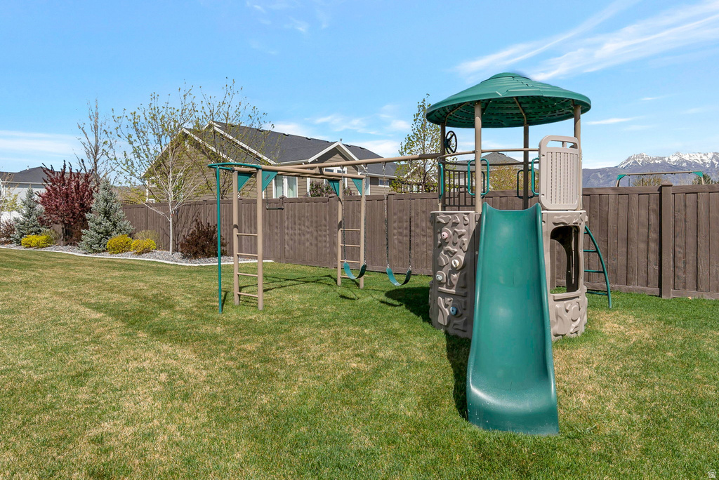 2461 W 700 N Lehi, UT 84043