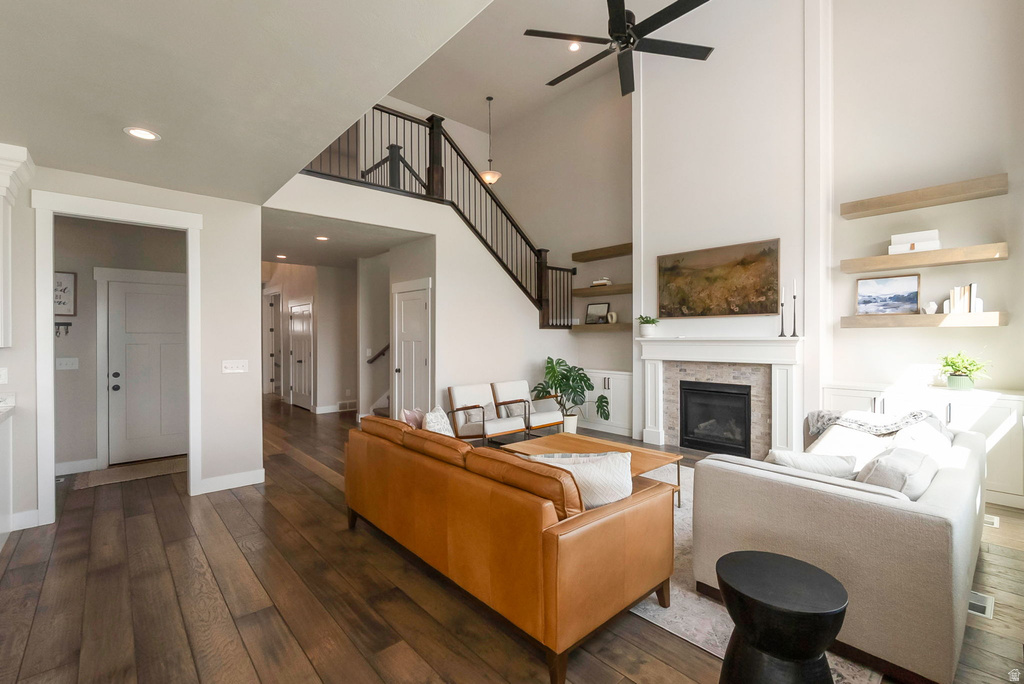 2461 W 700 N Lehi, UT 84043