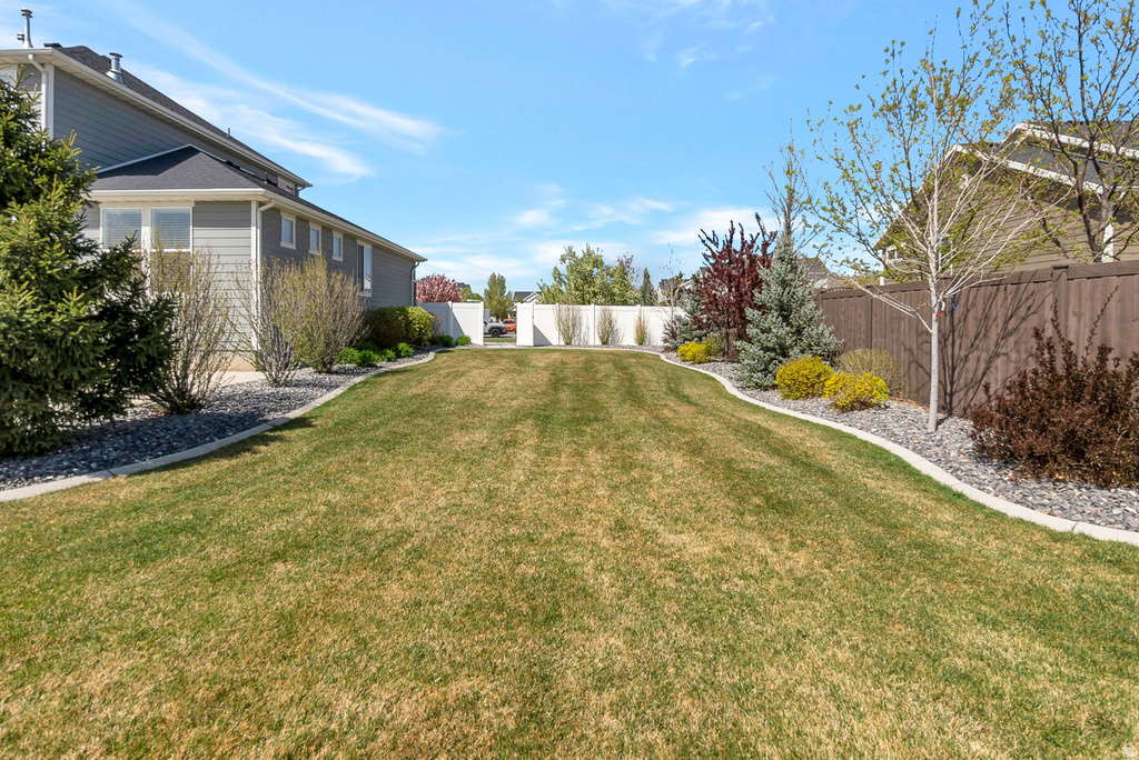 2461 W 700 N Lehi, UT 84043