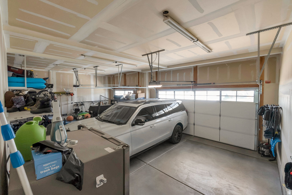 2461 W 700 N Lehi, UT 84043