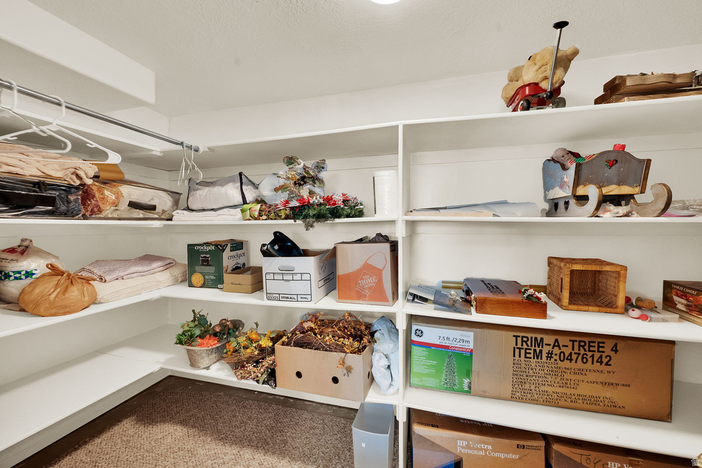 543 E 2300 N North Ogden, UT 84414