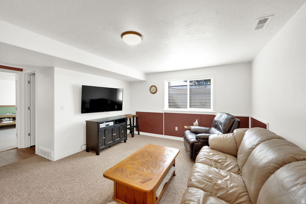 543 E 2300 N North Ogden, UT 84414