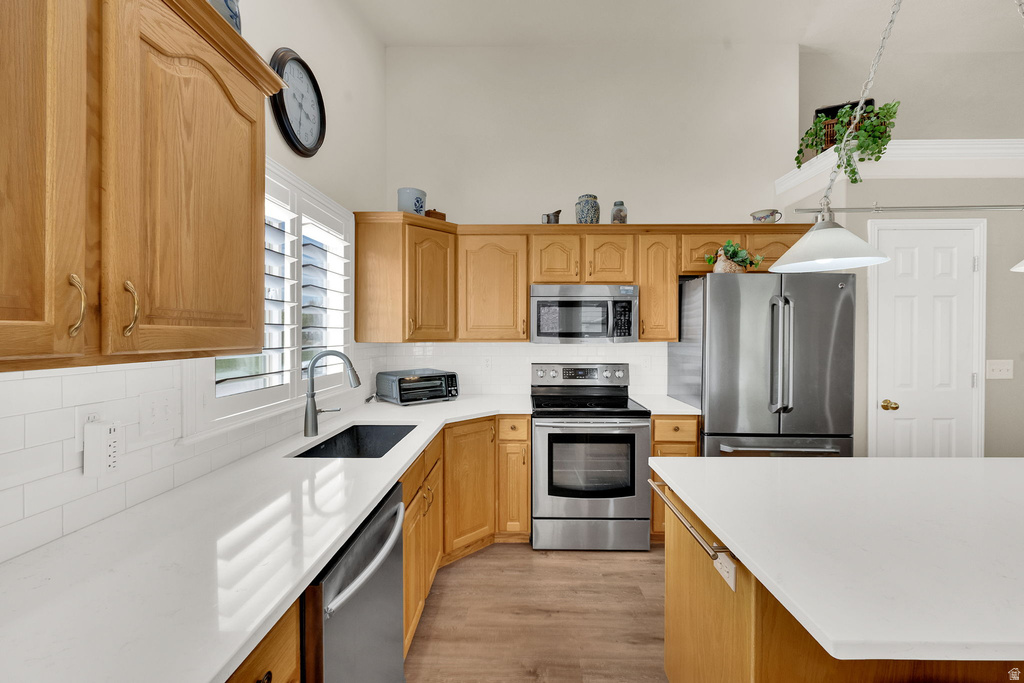 543 E 2300 N North Ogden, UT 84414