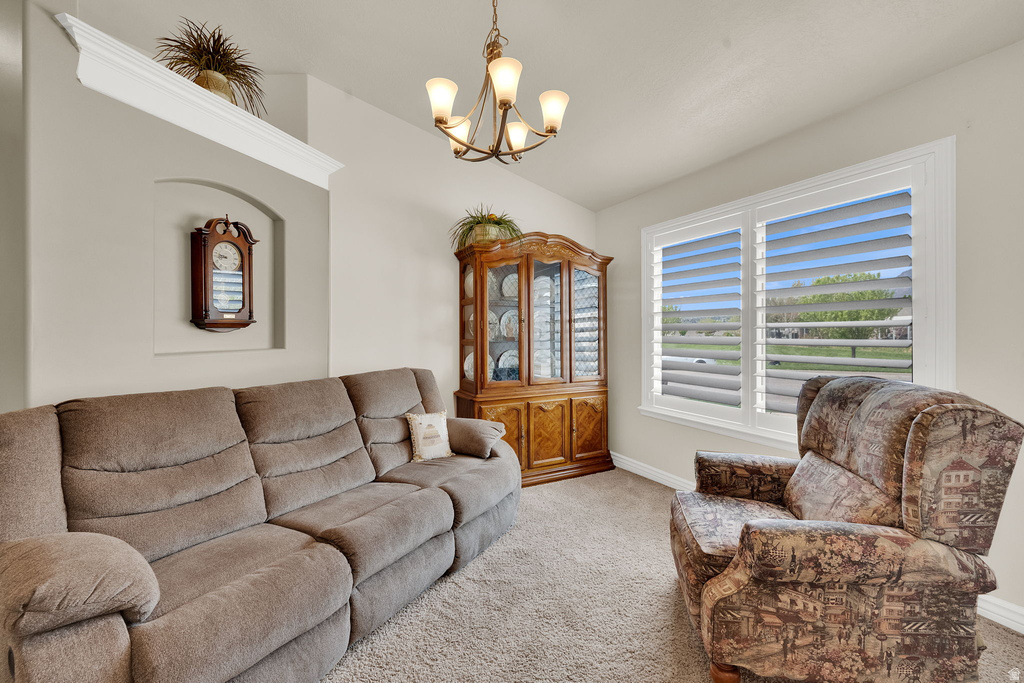 543 E 2300 N North Ogden, UT 84414