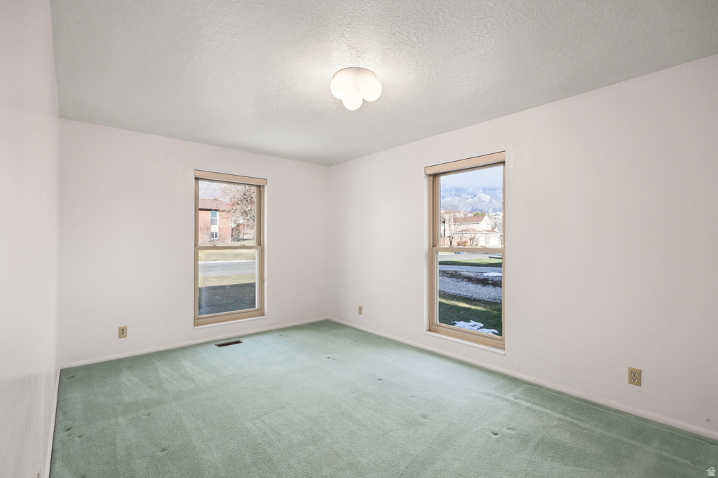 731 W 3750 N Pleasant View, UT 84414