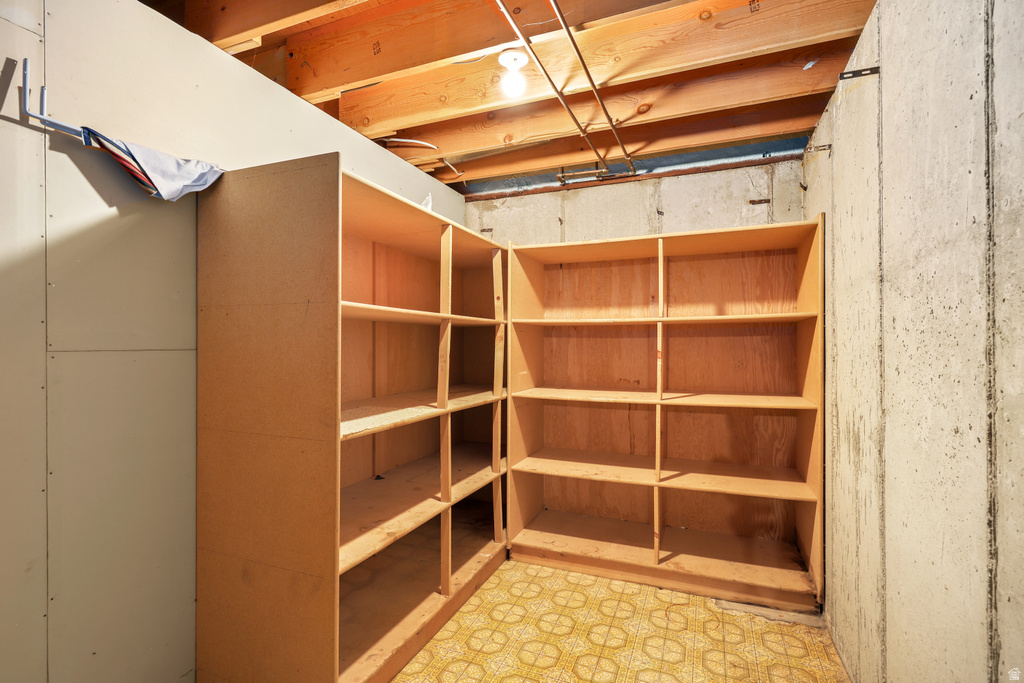 731 W 3750 N Pleasant View, UT 84414