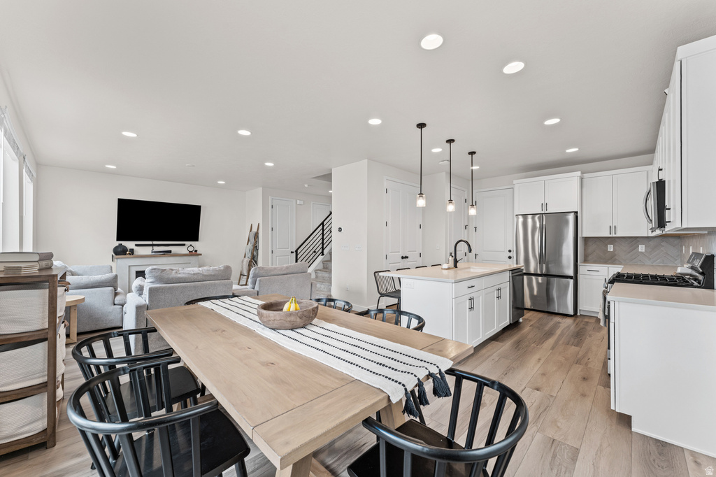 6632 S GLADE CREEK DR West Jordan, UT 84081