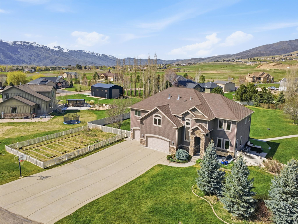 5462 E 2575 N Eden, UT 84310