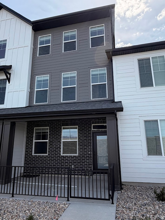 822 W IVYWELL LN #217 North Salt Lake, UT 84054