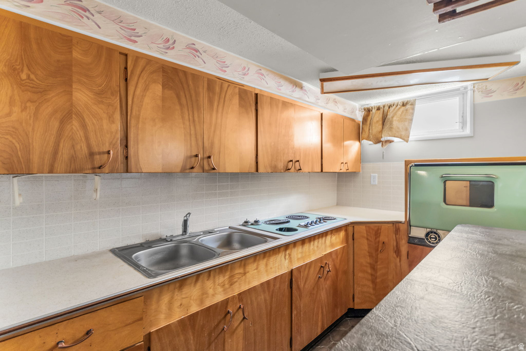 8340 MIX AVE Magna, UT 84044