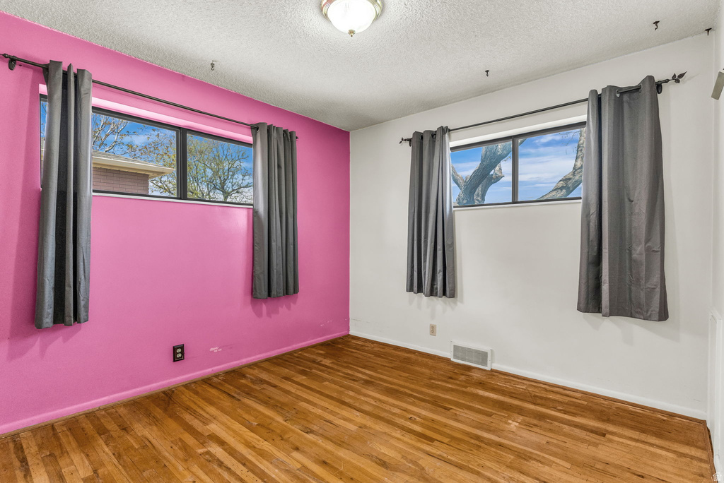 8340 MIX AVE Magna, UT 84044