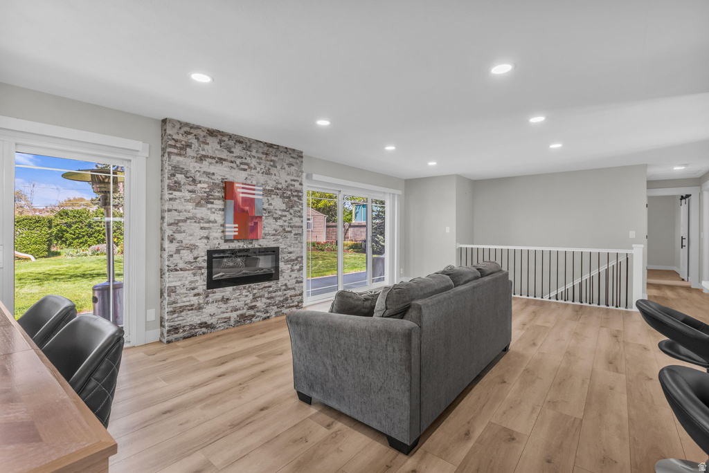 1893 E LINCOLN LN Holladay, UT 84124