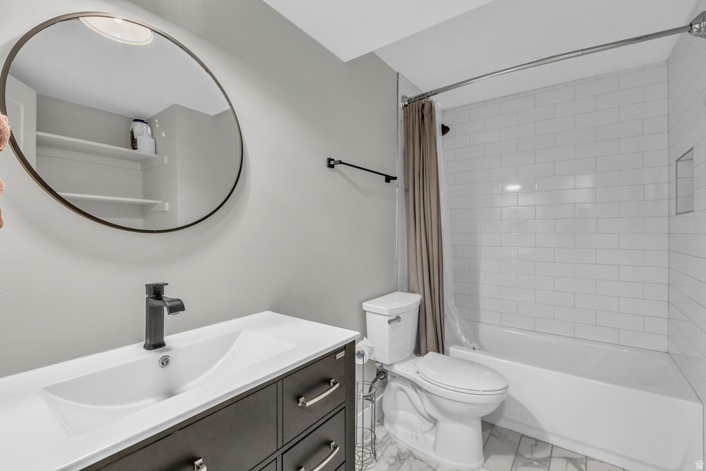 1893 E LINCOLN LN Holladay, UT 84124