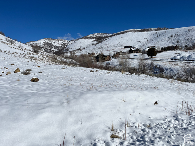 9028 E 950 N Huntsville, UT 84317