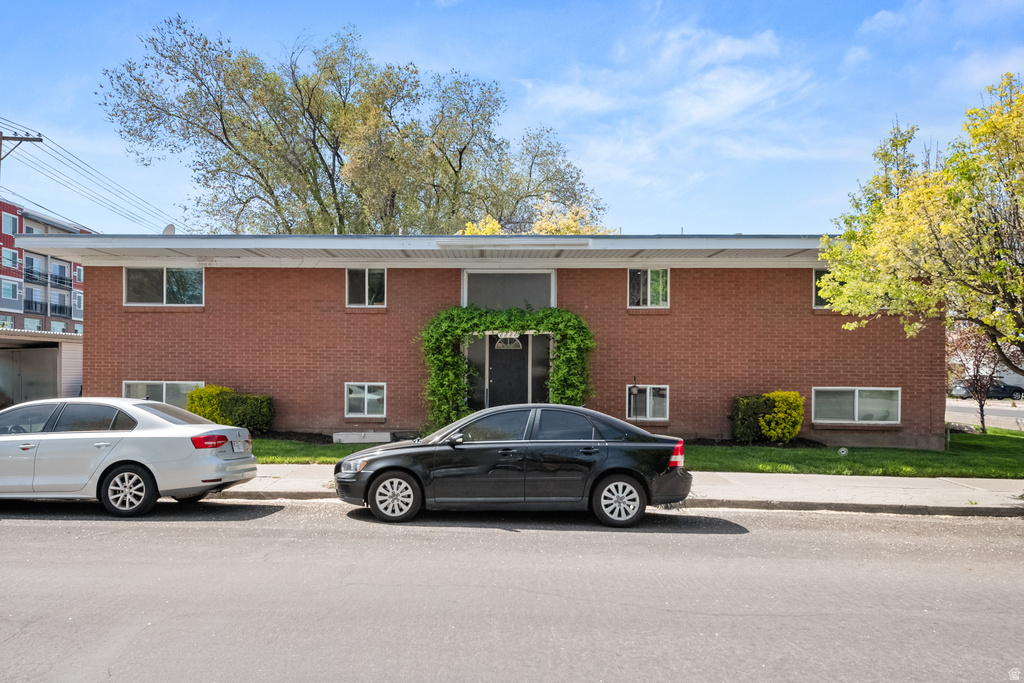 2222 S 200 E South Salt Lake, UT 84115