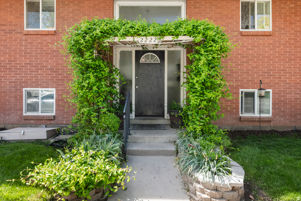 2222 S 200 E South Salt Lake, UT 84115