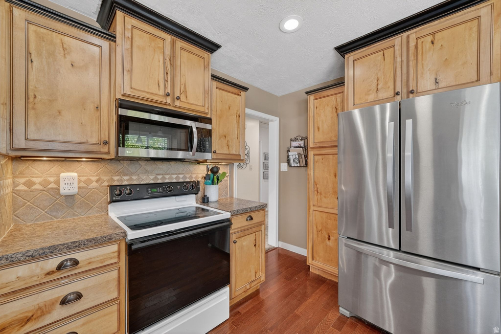 970 TYLER AVE Ogden, UT 84404