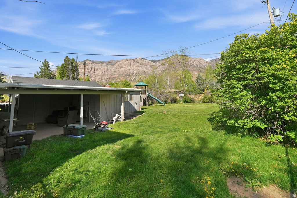 970 TYLER AVE Ogden, UT 84404