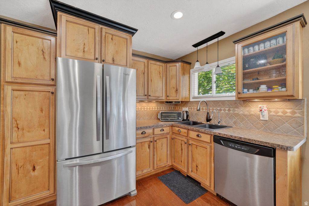 970 TYLER AVE Ogden, UT 84404