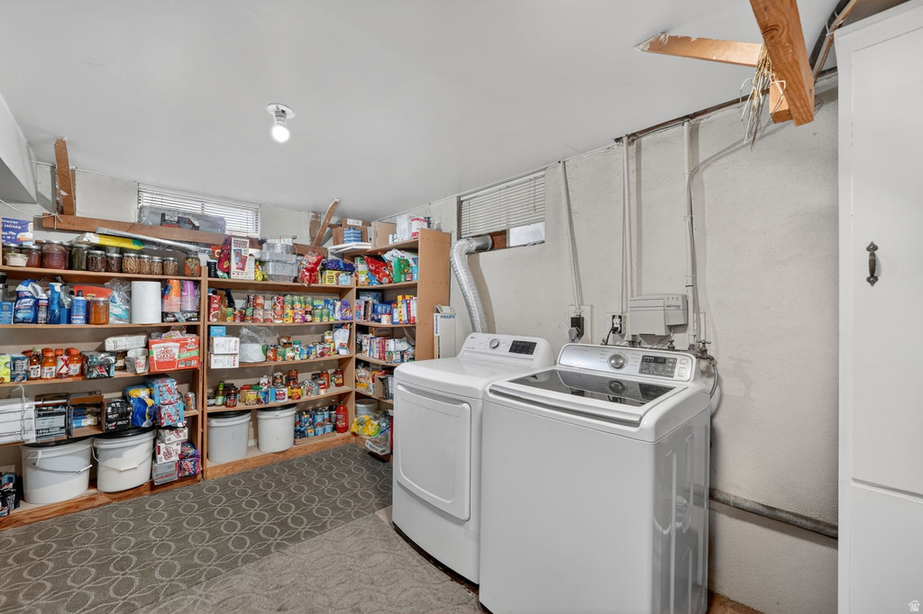 970 TYLER AVE Ogden, UT 84404