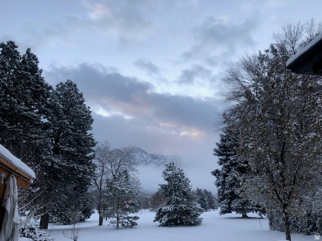 8329 S ESCALANTE DR Sandy, UT 84093