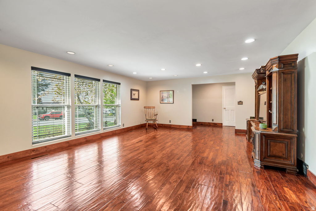 8329 S ESCALANTE DR Sandy, UT 84093