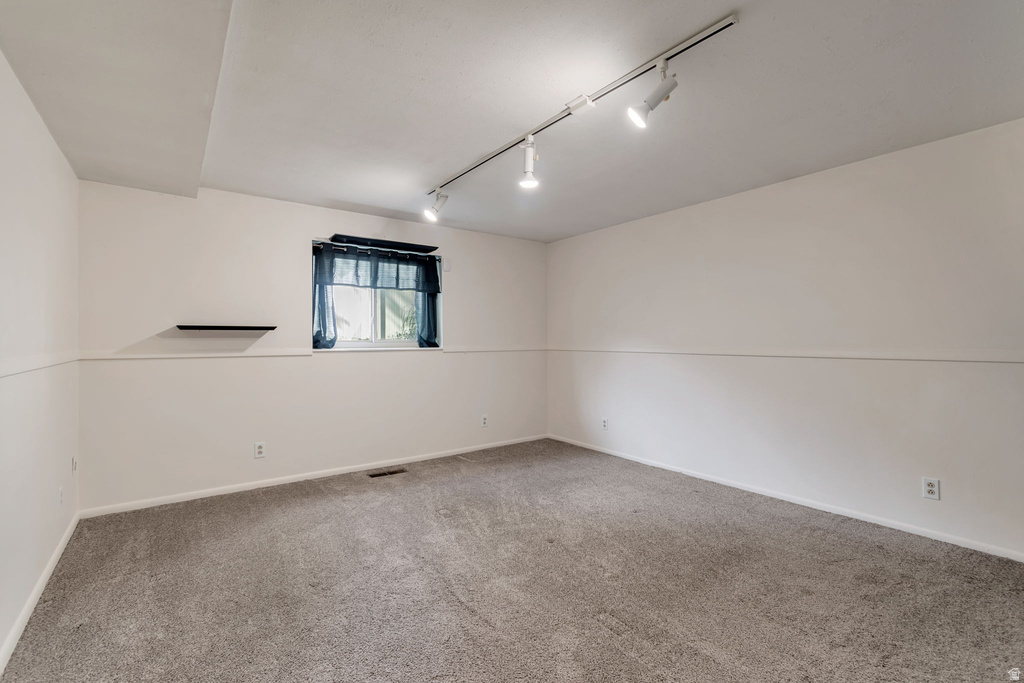 8329 S ESCALANTE DR Sandy, UT 84093