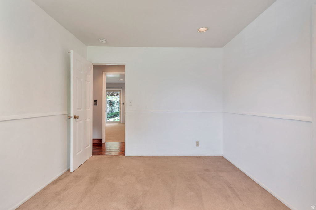 8329 S ESCALANTE DR Sandy, UT 84093