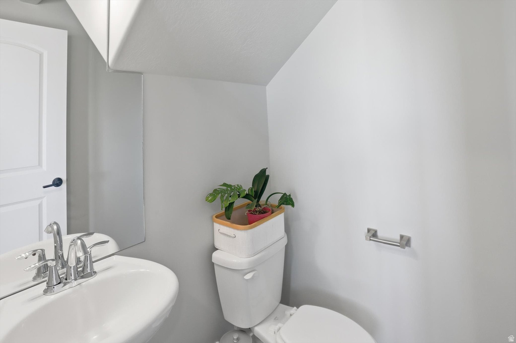 2551 W 600 N Tremonton, UT 84337