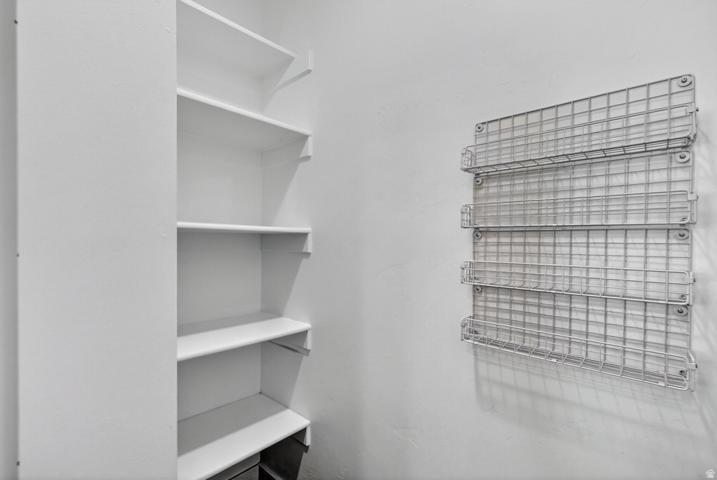 563 N WILLOW SPRINGS AVE Lehi, UT 84048