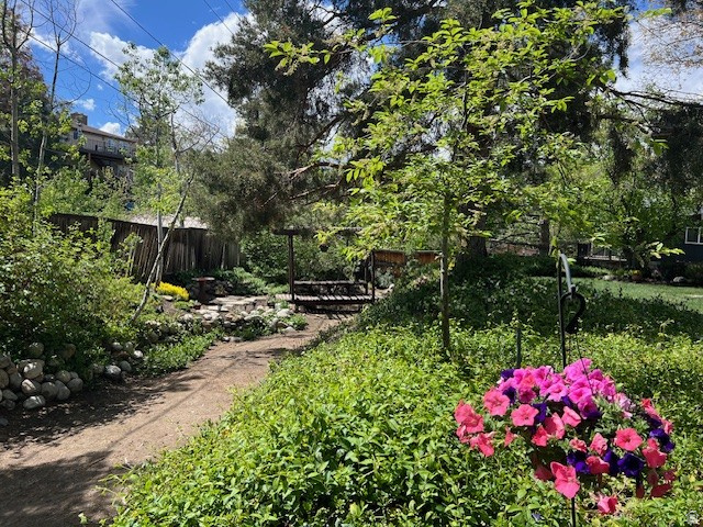 2738 E SNOW MOUNTAIN DR Sandy, UT 84093