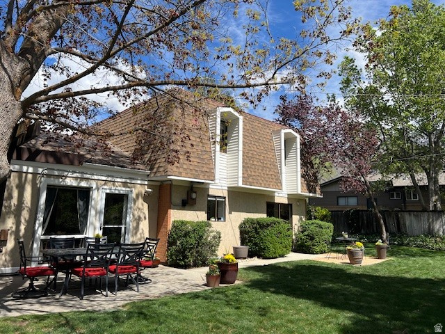 2738 E SNOW MOUNTAIN DR Sandy, UT 84093